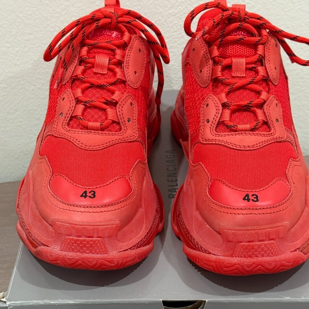 BALENCIAGA Triple S Sneaker 'Clear Sole - Red' Balenciaga  MENs SNEAKER - Picture 4 of 6